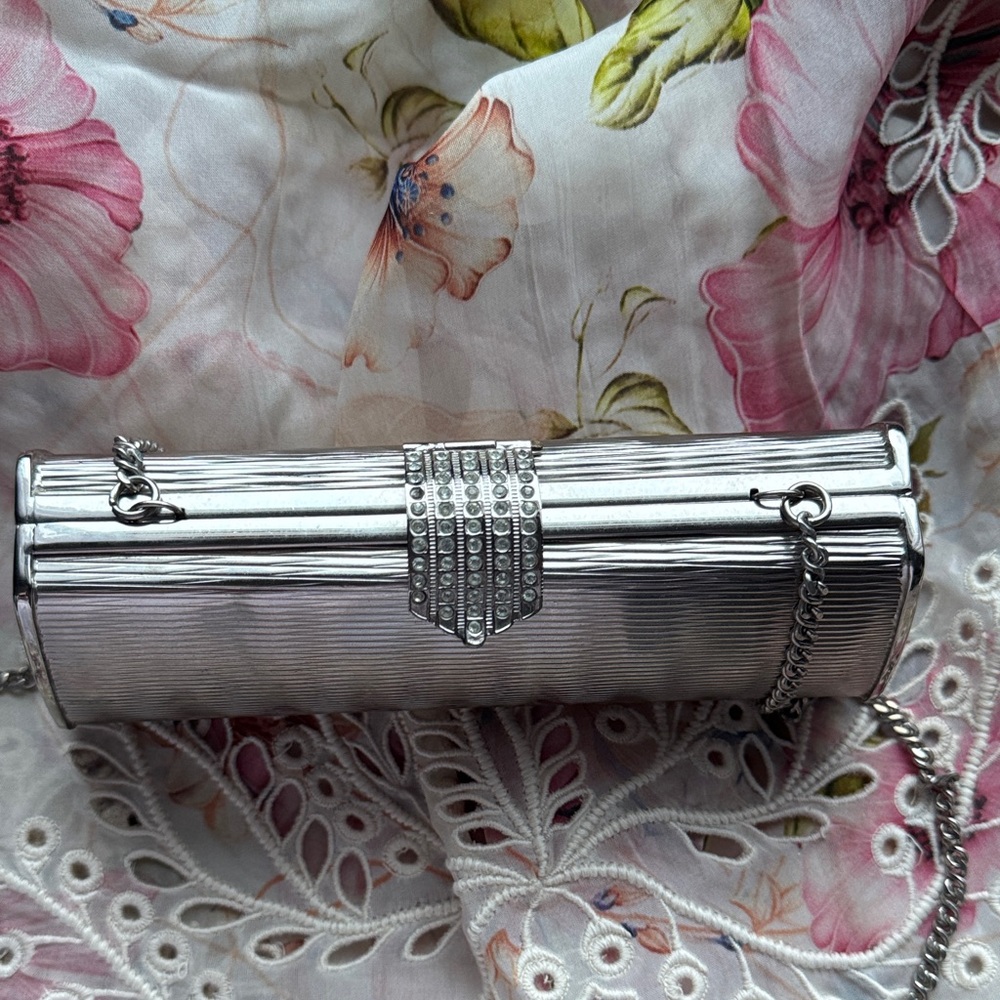 VINTAGE Elegant Silver Clutch Bag
